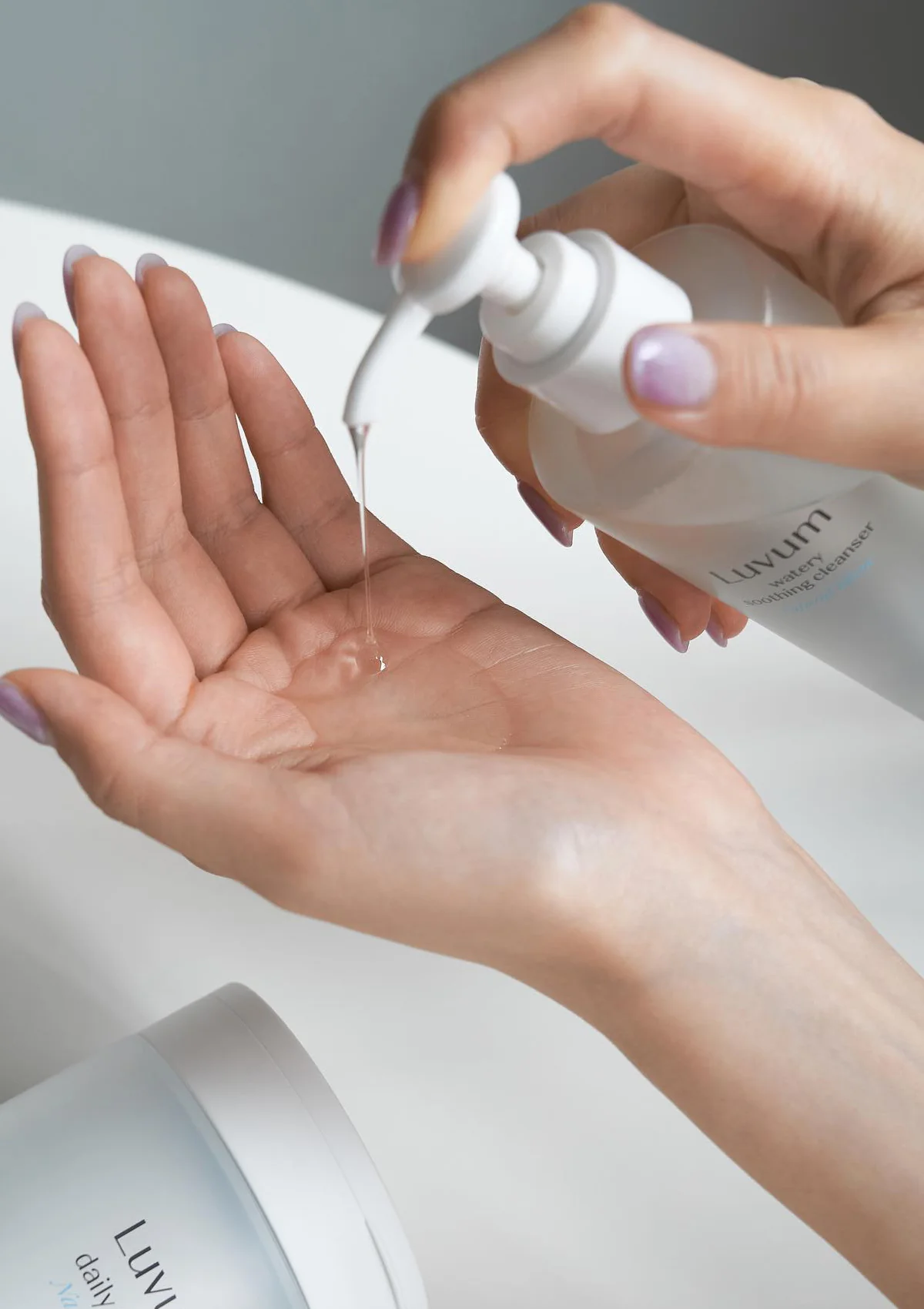 [LUVUM] Bamboo Hyaluronic Moisture Gel Cleanser 200ml - Image 3