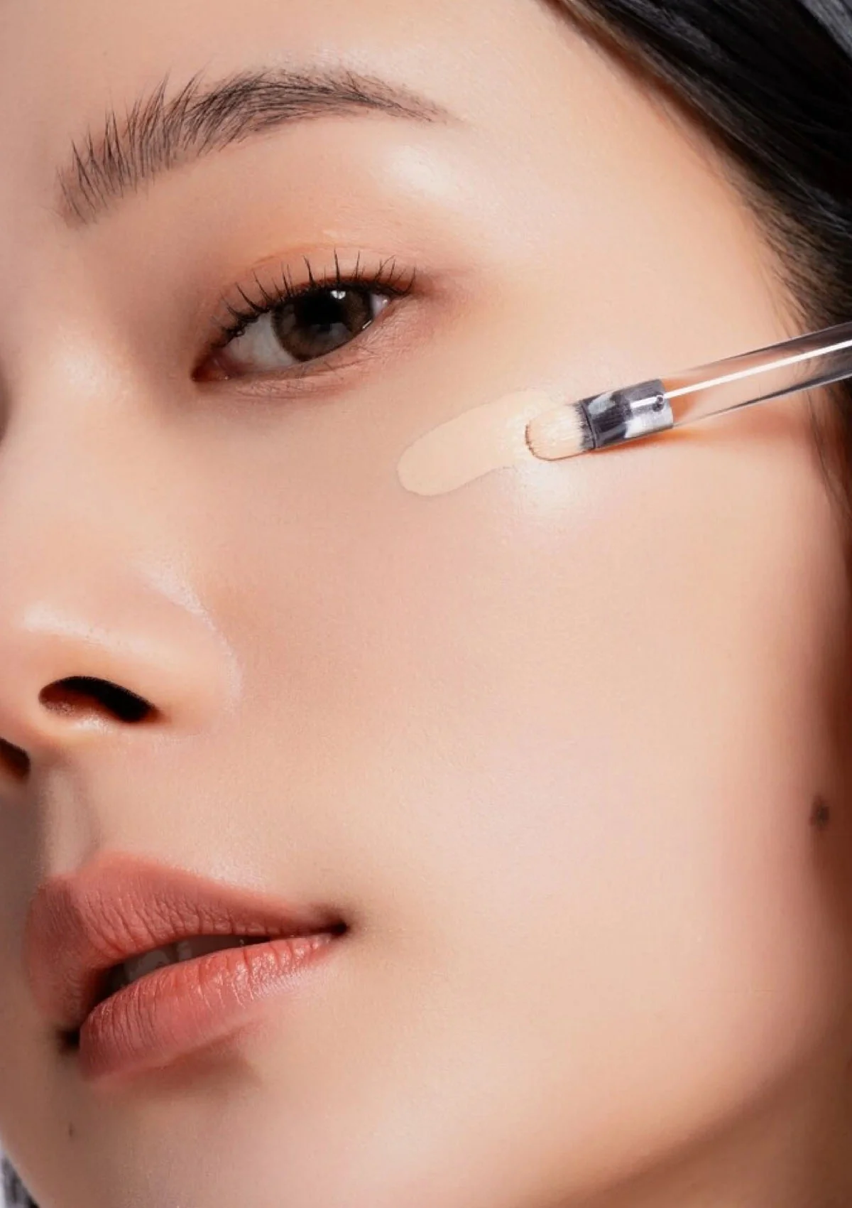 [OIAD] Cover Perfecting Mirror-Brushed Concealer SPF 30 PA++ 8g - Image 14