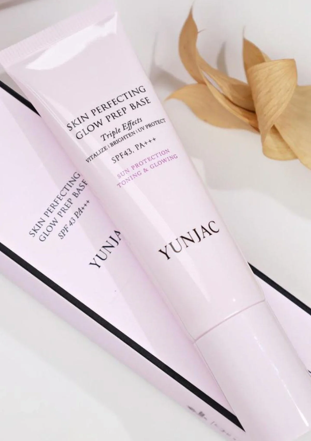 [YUNJAC] Skin Perfecting Glow Up Prep Base SPF43 PA+++ 30ml - Image 2
